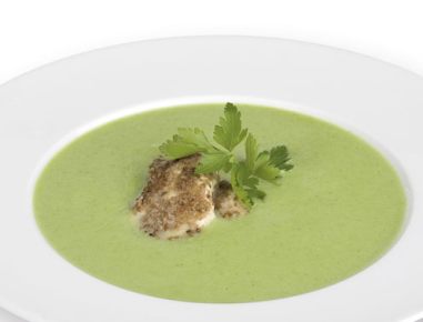 Broccolicremesuppe mit knusprigen Vollkorn - Mozzarellascheiben