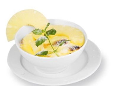 Knusprige Ananas-Biskottencreme