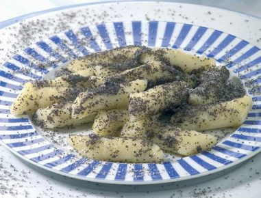 Mohnnudeln