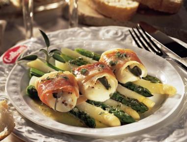 Spargel mit Mozzarella Schinken-Päckchen