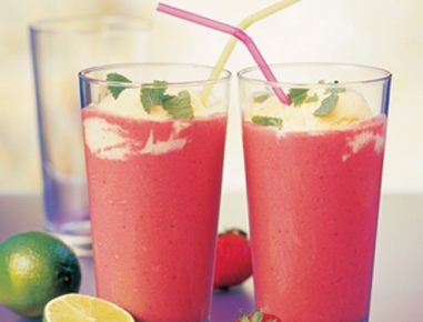 Erdbeer-Shake mit Vanilleeis