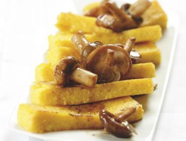 Süß- Saure Champignons auf Polenta