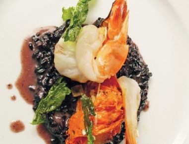 Steingarnelen mit gebratenem Kürbis und Venere-Risotto