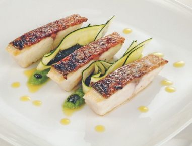 Amur-Karpfen mit Kernöl-Kürbiscreme