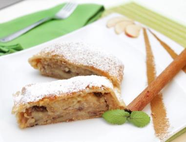 Apfel-Birnen Blätterteigstrudel
