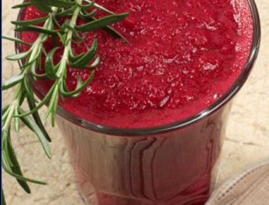 Smoothie mit Roten Rüben