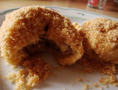 Maroniknödel mit Zimtbrösel á la Christiane