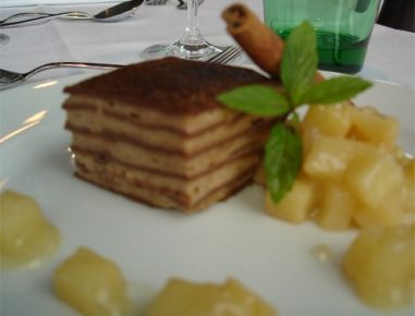 Geflämmte Maronilasagne mit Quittenragout