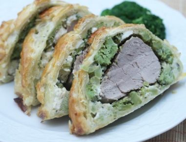 Schweinsfilet mit Brokolifüllung à la 