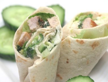 Pork Wraps mit Gurkenrelish