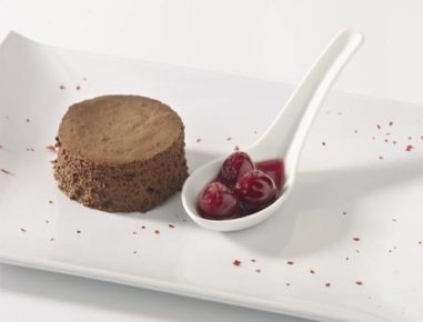 Avocado-Schokoladenmousse mit scharfen Kirschkompott