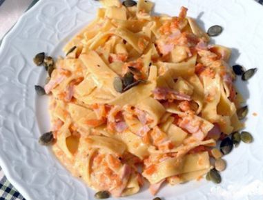 Kürbisnudeln