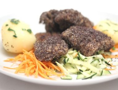 Karpfen mit Mohn paniert
