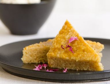 Grieß-Joghurt-Kuchen mit Orange