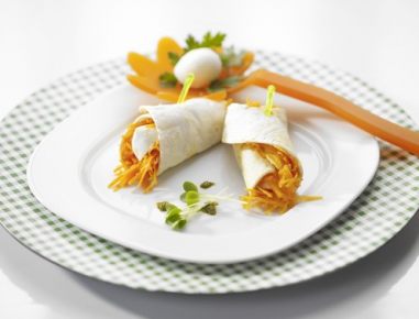 Karotten-Mozzarella-Wrap