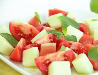 Tomaten-Melonen-Salat