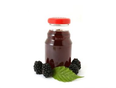 Brombeerschnaps