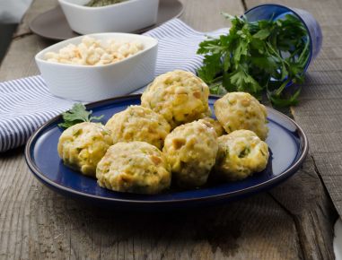 Semmelknödel - Rezept - ichkoche.at