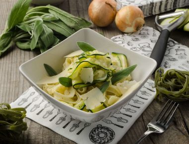 Zucchini-Tagliatelle