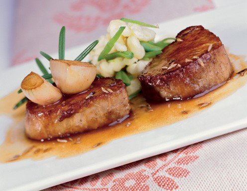 Schweinsfilet in dunkler Biersauce