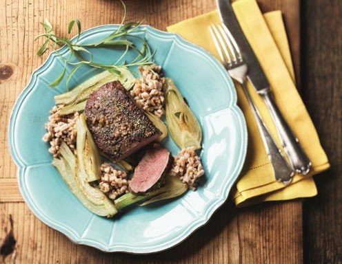 Lammfilet mit Fenchel und Orangensauce Lammfilet mit Fenchel und Orangensauce
