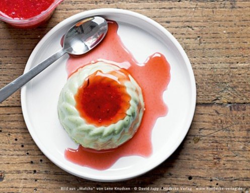 Grüne Panna Cotta mit Matcha Grüne Panna Cotta mit Matcha