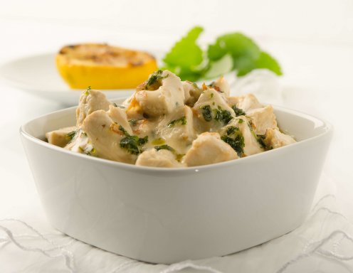 Hühnergeschnetzeltes in Weißweinsauce Hühnergeschnetzeltes in Weißweinsauce