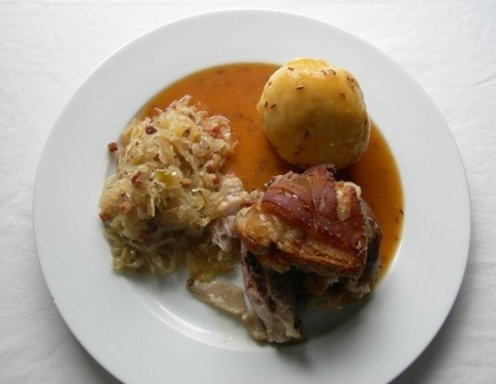 Stelze mit Weisskraut Stelze mit Weisskraut