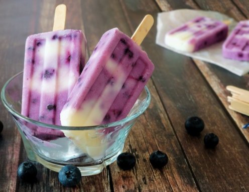 Heidelbeer-Joghurt-Eis am Stiel Heidelbeer-Joghurt-Eis am Stiel