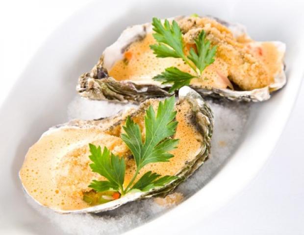 Gegrillte Austern Mit Fenchel Und Spinat — Rezepte Suchen
