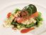 Lachsforellenröllchen mit Blutorangensauce