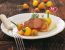 Lammrückenfilet gebraten mit glaciertem Gemüse und Paprika