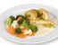 Fischrolle mit Kaisergemüse und Weißweinsauce