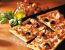 Bunte Familienpizza