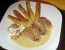 Nusslan vom Schweinsfilet im Holunderblütensaft'l mit gerösteten Haselnüssen