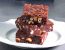 Schokoladenbrownie mit Cashewkernen und Pastinakenwürfeln
