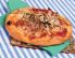 Pizza con cipolle (Pizza mit Jungzwiebeln)