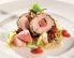 Fasanbrust-Kohlroulade mit Gänseleber und Schlehen