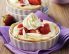 Torte mit weißer Schokoladencreme und Erdbeeren