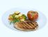 Grillkotelett mit Erdäpfel-Gemüse-Pfanne und überbackener Tomate