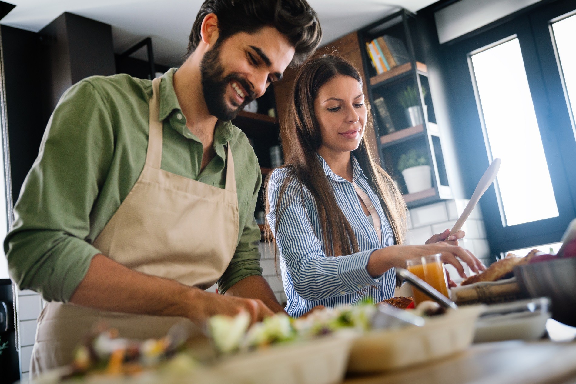 Digitalisierung in der heimischen Küche –  Wie die Technik das Kochen und Backen vereinfacht