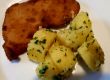 Gebackenes Putenschnitzel mit Petersilienkartoffel