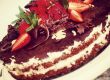 Glutenfreie Erdbeer-Nuss-Torte