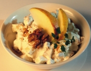 Apfel-Nuss-Salat