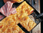 Apfel-Rotkraut-Blechkuchen