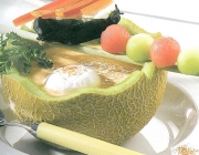 Geeiste Gurken-Melonen-Suppe
