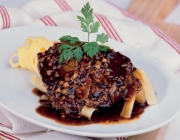 Vanillerostbraten mit Bandnudeln