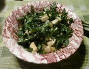 Rucola-Birnen Salat mit Camembert