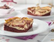 Marmorierte Red Velvet-Cheesecake-Brownies