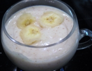 Veganer Bananen-Mandel-Milchshake